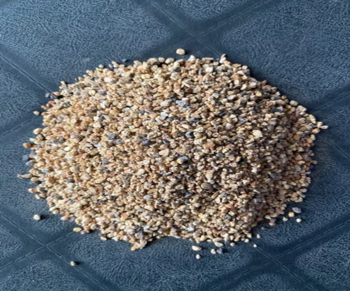 Crushed Refractory Bed Material